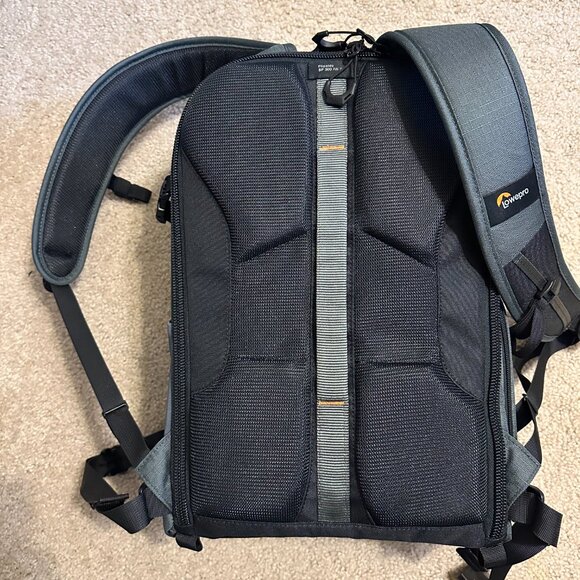 Lowepro Flipside 300 AW III camera bag. Gray - Picture 5 of 6
